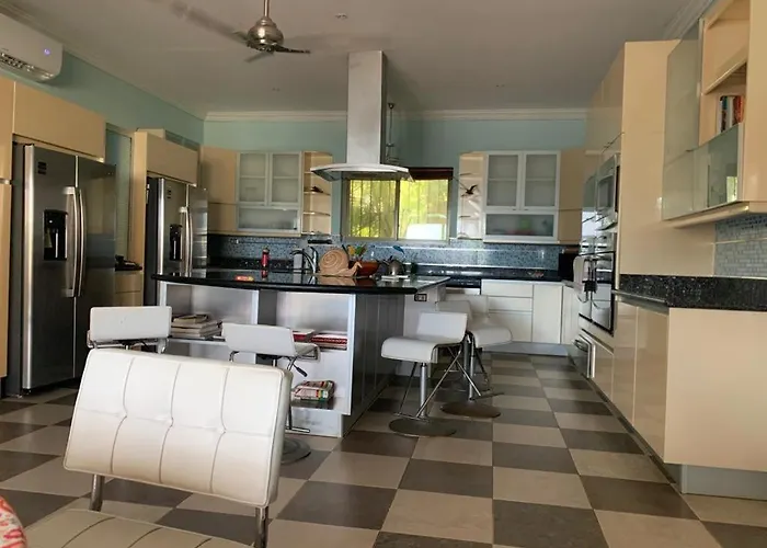 In House - Casa De Playa Alegria, Flamingo, *
